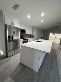 1596 Hawthorne Pl - Photo 5 of 24