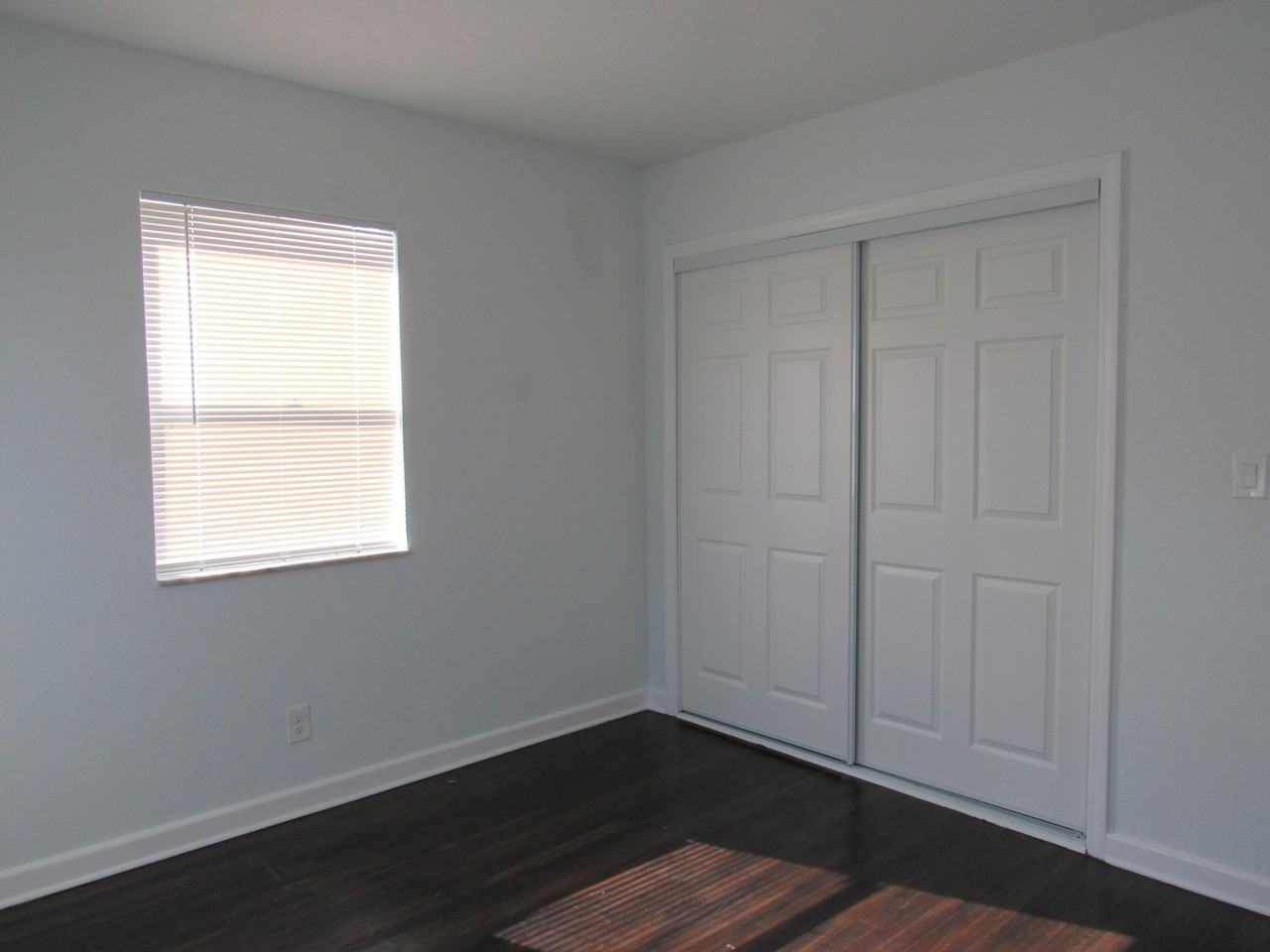 1011 N D St #1 - Photo 6 of 13