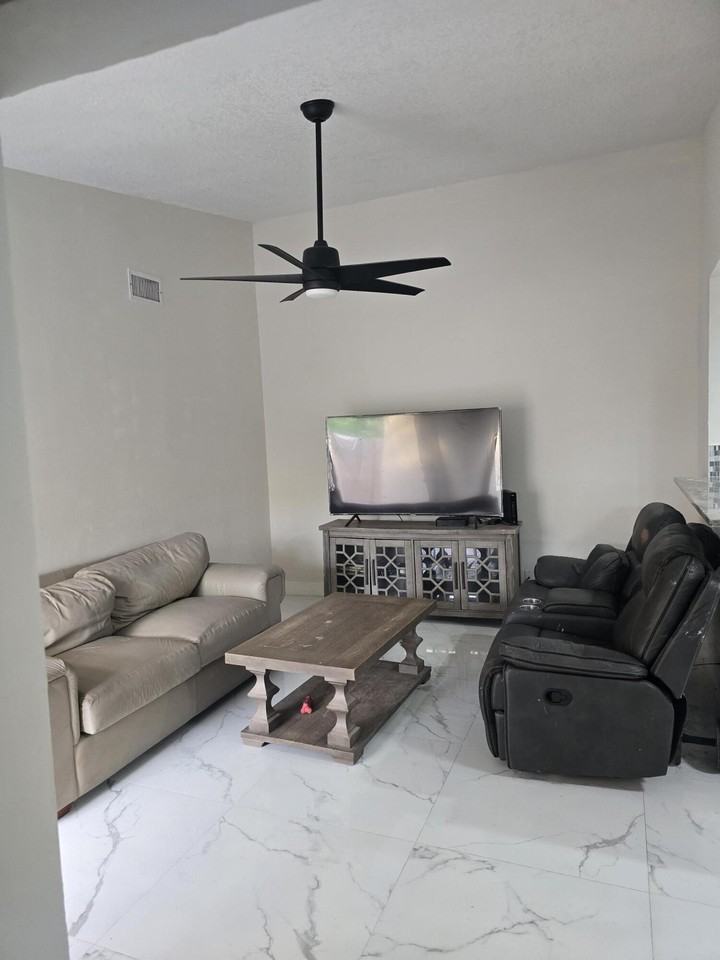 3801 Waterview Cir - Photo 6 of 21