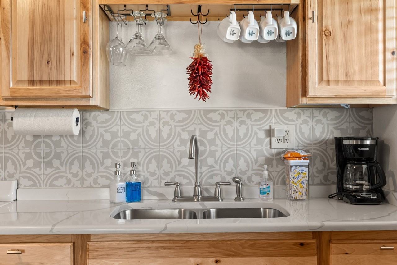 109 S Saint Francis Dr #4 - Photo 4 of 13
