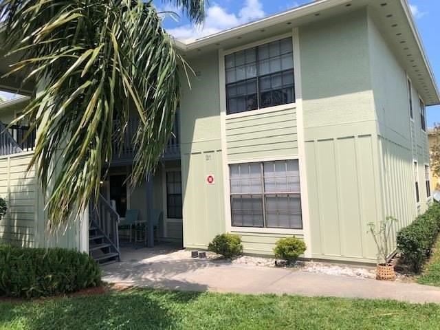 21 Clipper Ct - Photo 3 of 16