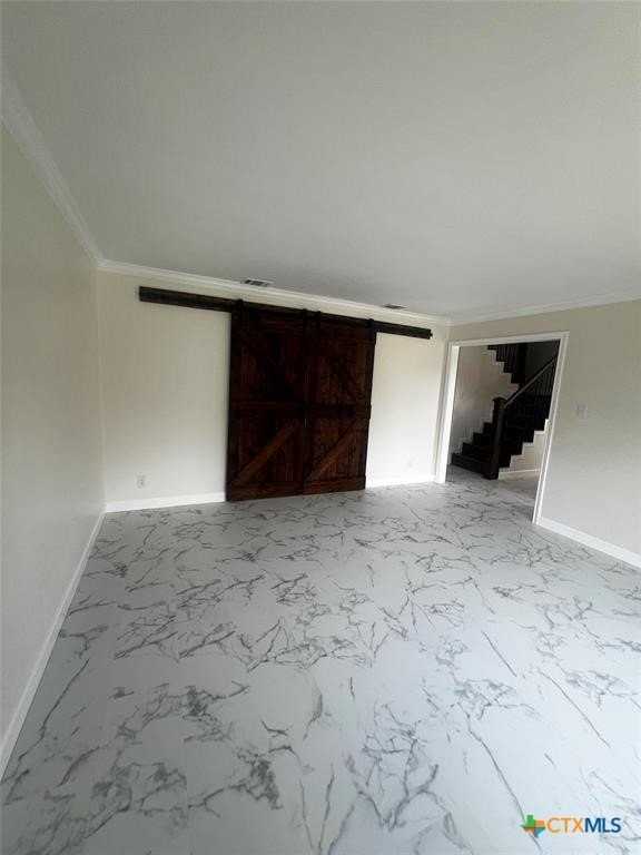 13202 Adonis Dr - Photo 3 of 6