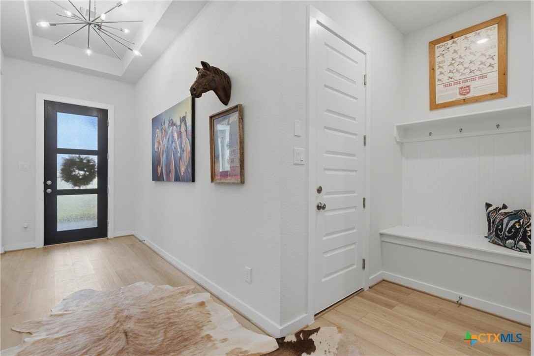 339 Sugarcane - Photo 4 of 28