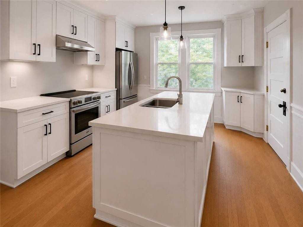 219 Cole Ave #3