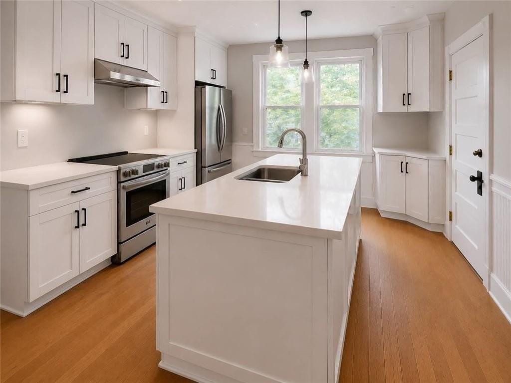 219 Cole Ave #2