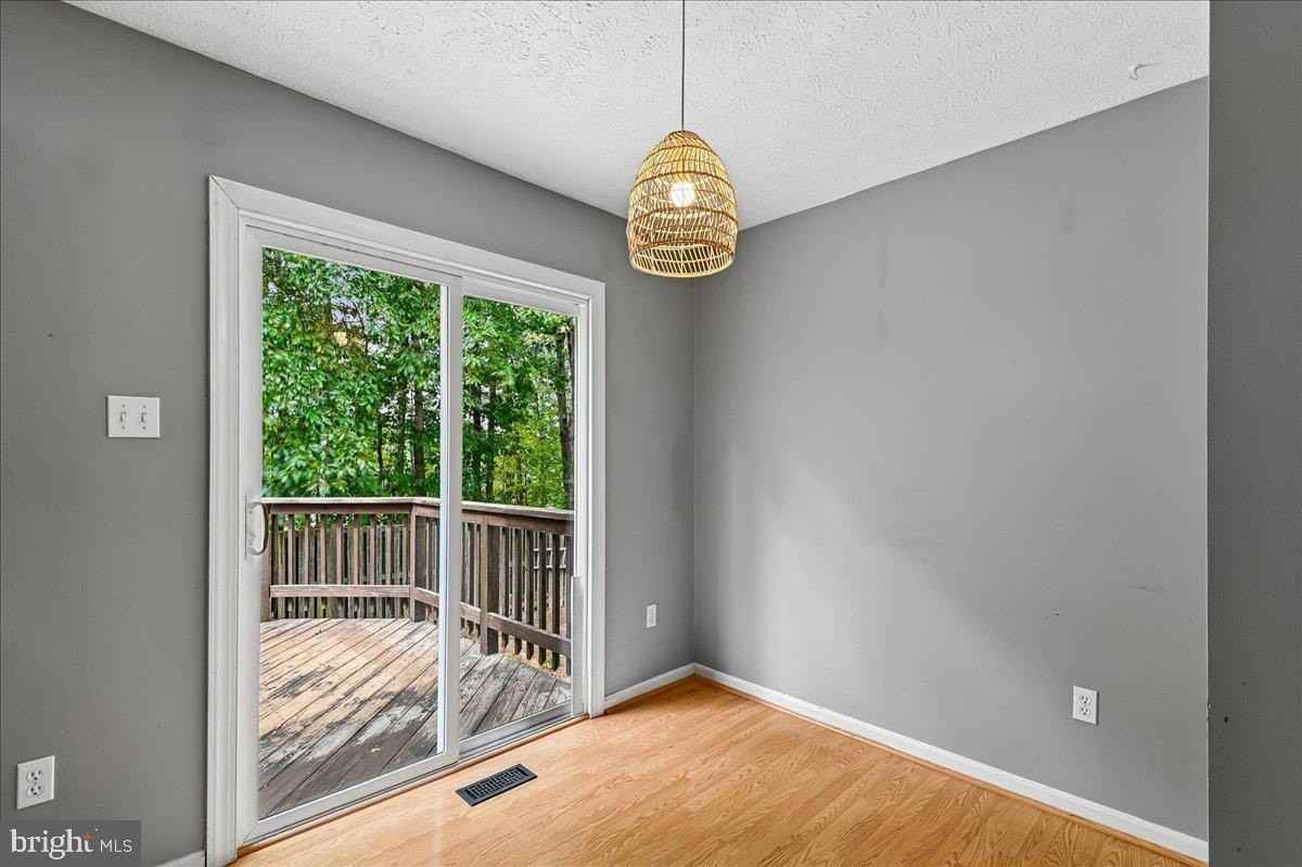 631 Realm Ct W - Photo 6 of 20