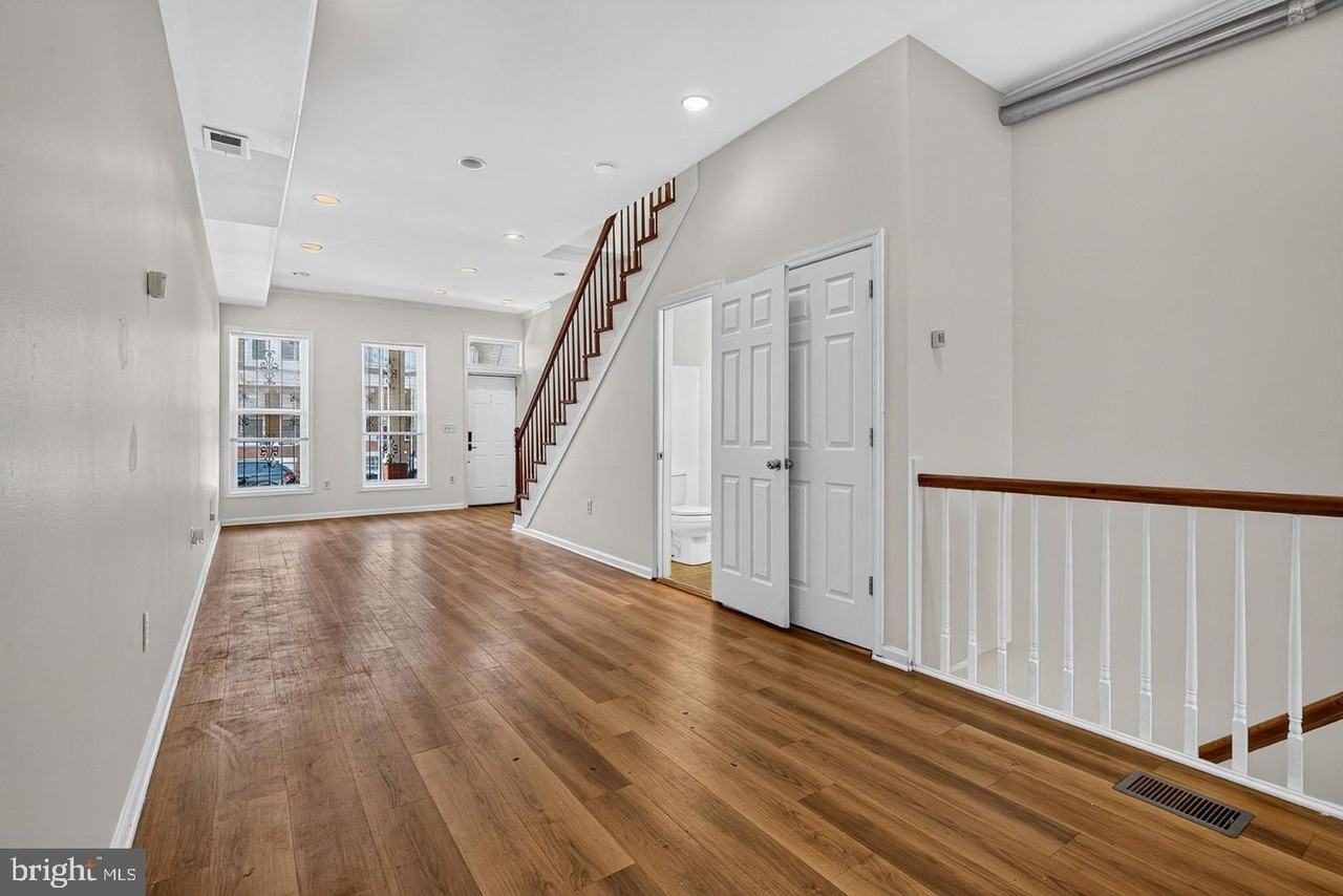 1719 Ruxton Ave - Photo 6 of 42
