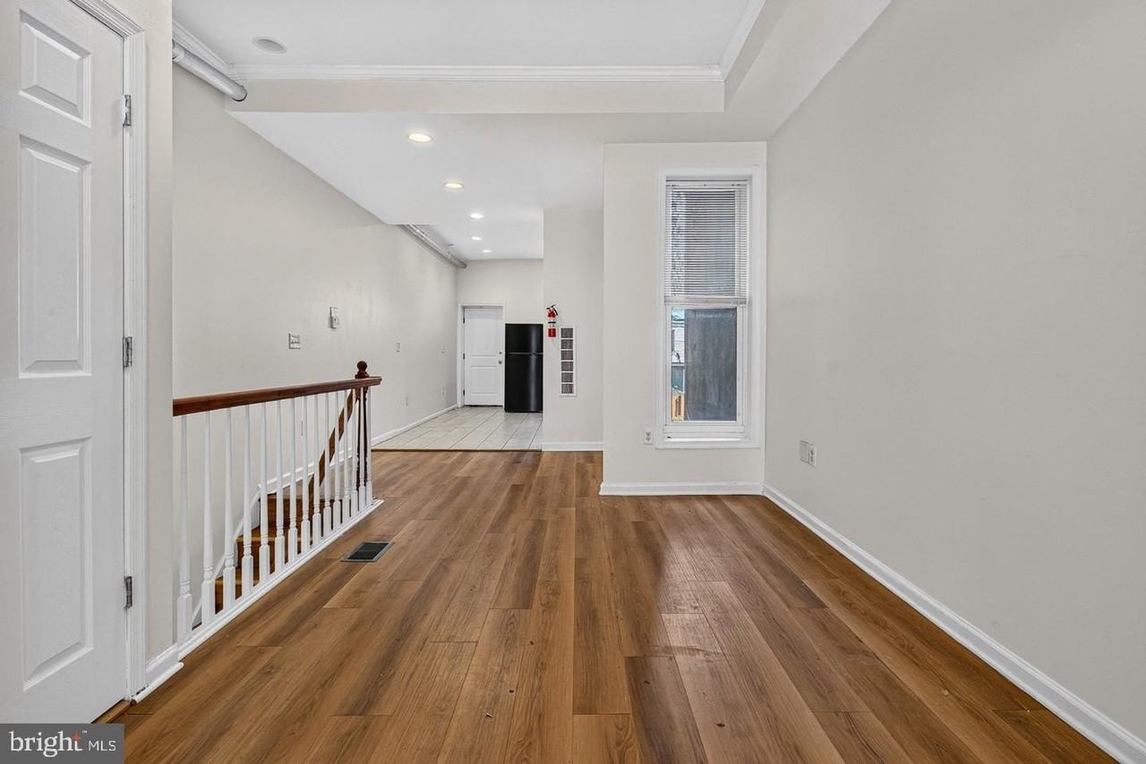 1719 Ruxton Ave - Photo 7 of 42