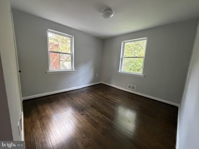 128 Whitmoor Ter - Photo 6 of 14