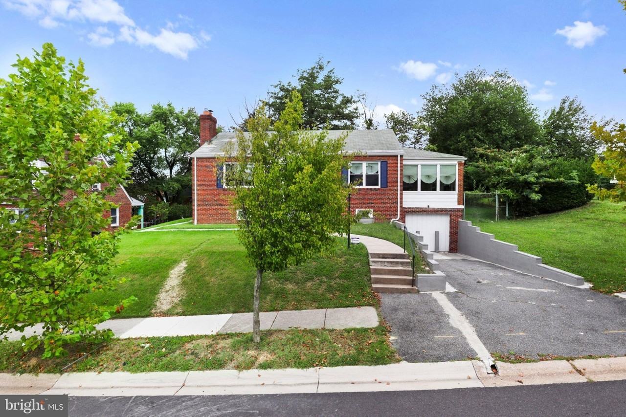 720 Sheridan St - Photo 2 of 42