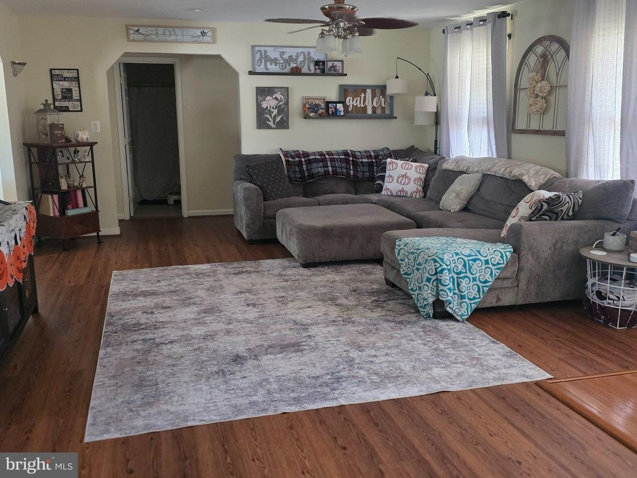 27046 Mechanicsville Rd - Photo 2 of 11