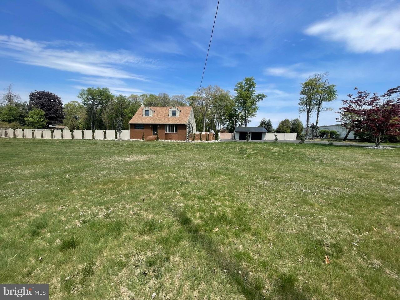 862 Johnson Rd - Photo 2 of 2