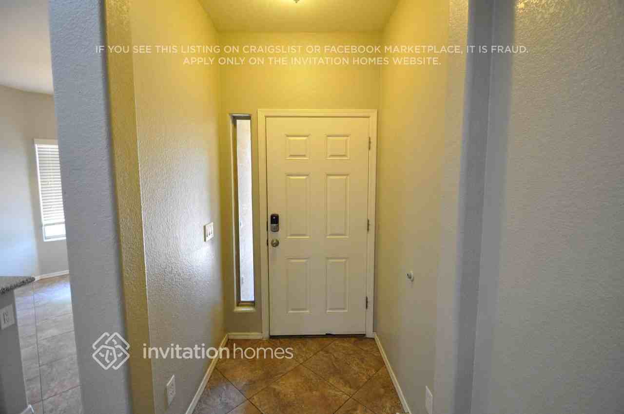 12838 W Apodaca Dr - Photo 2 of 16