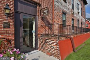 624 E Walnut St #102 - Photo 1 of 1
