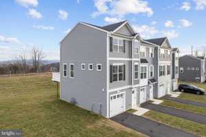 featured image of 2050 Terrace View Ln