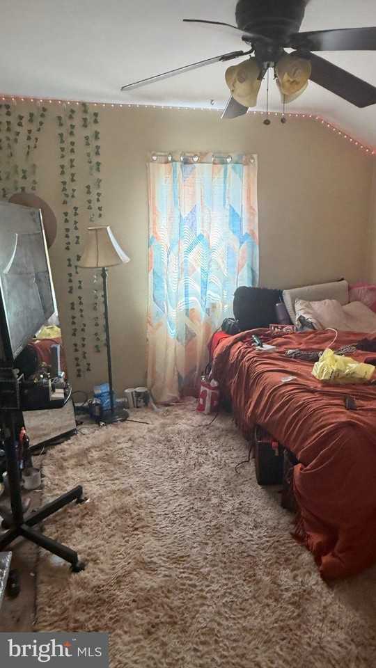 302 Felton Ave - Photo 4 of 15
