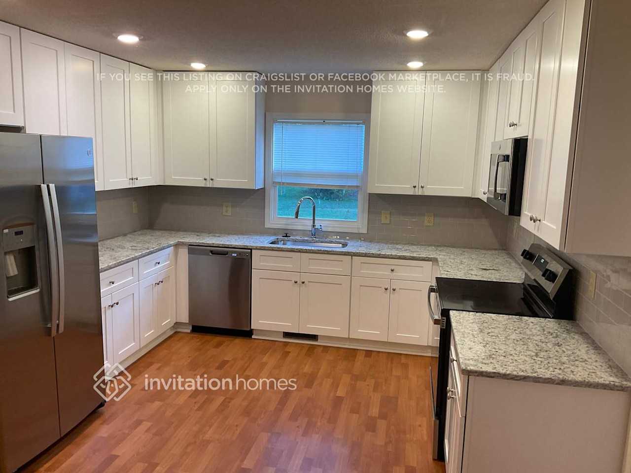 225 Bonaventure Dr - Photo 5 of 19