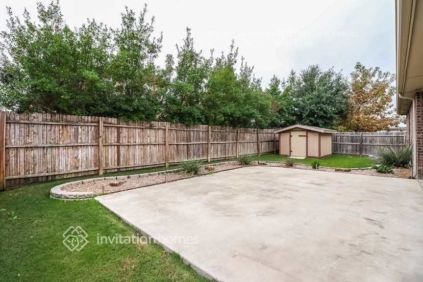321 Merced St - Photo 3 of 4