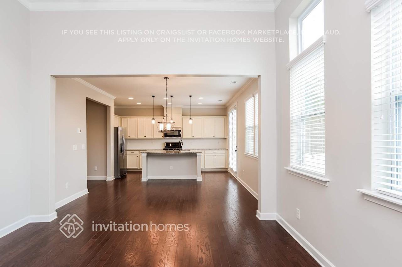 18318 Mckee Rd - Photo 5 of 17