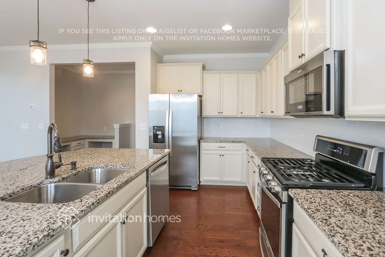 18318 Mckee Rd - Photo 6 of 17