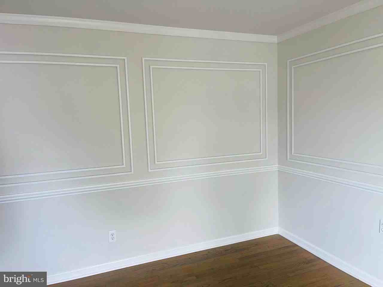 6431 Richmond Hwy #304 - Photo 5 of 22