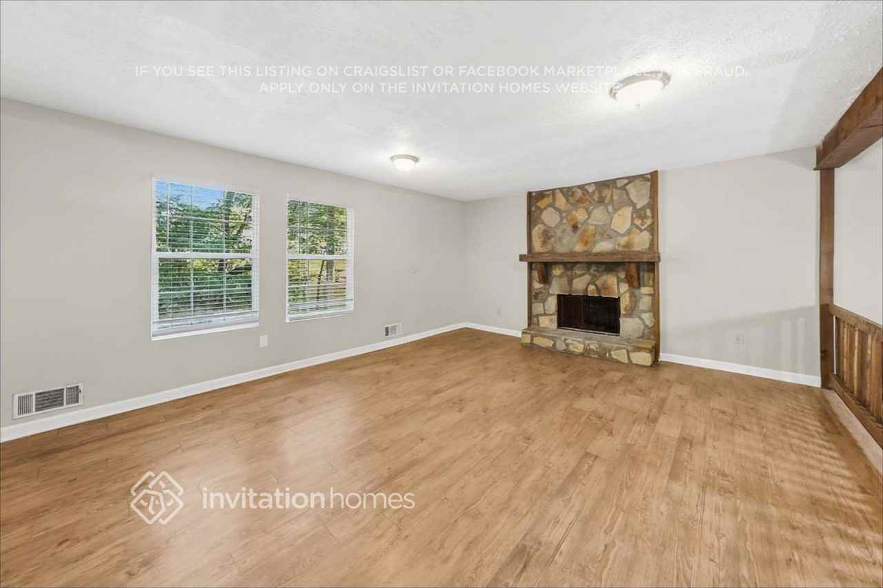 4162 Jody Ct Ne - Photo 7 of 21