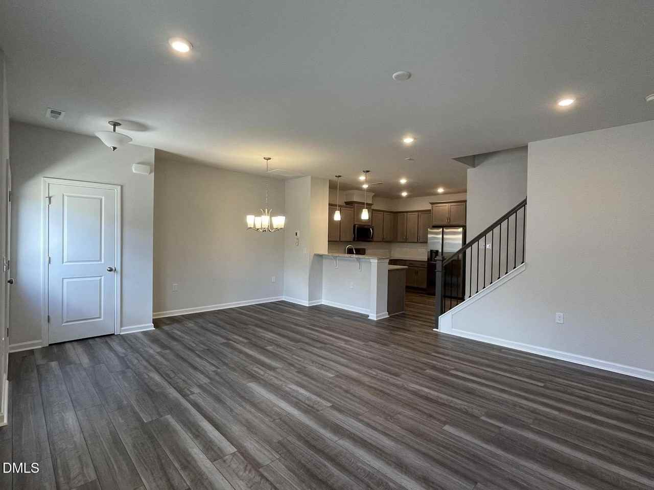 404 Ribbon Rail St - Photo 3 of 21