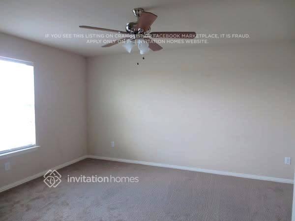 425 Hummingbird Trl - Photo 6 of 8