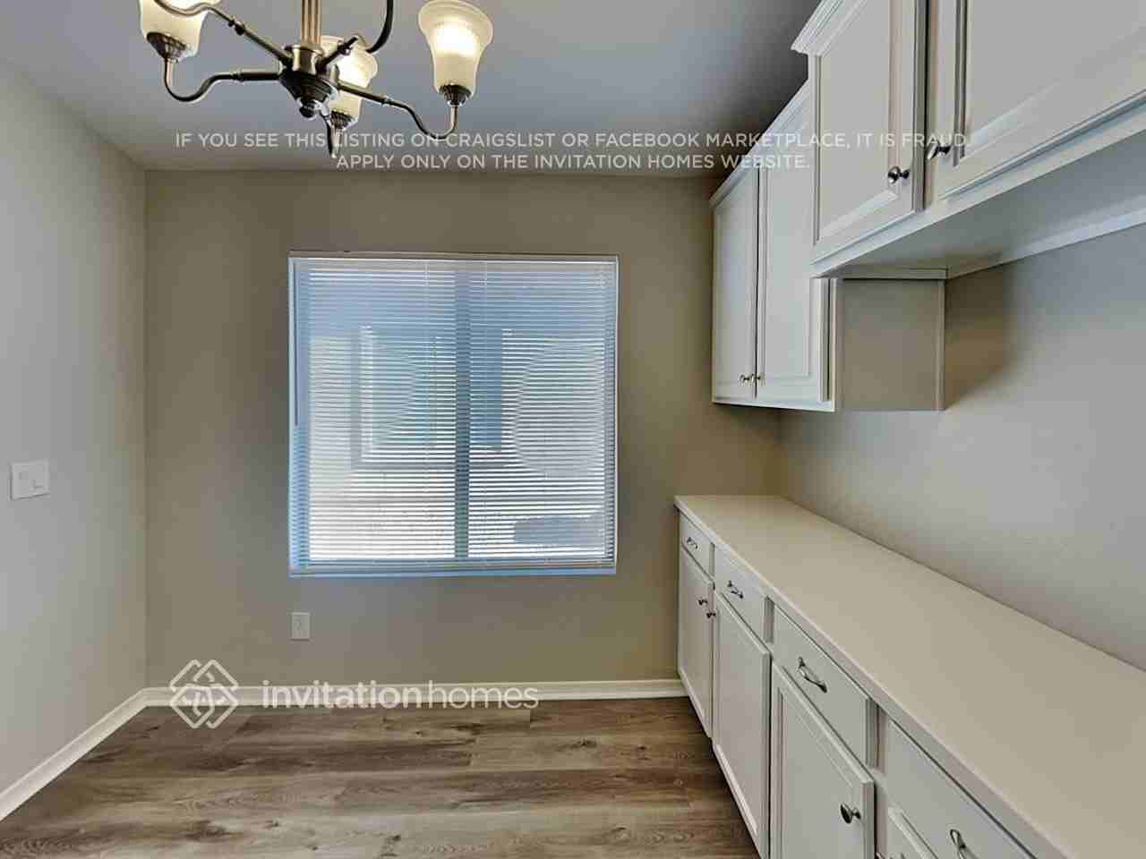 5483 S 236th Ave - Photo 4 of 18