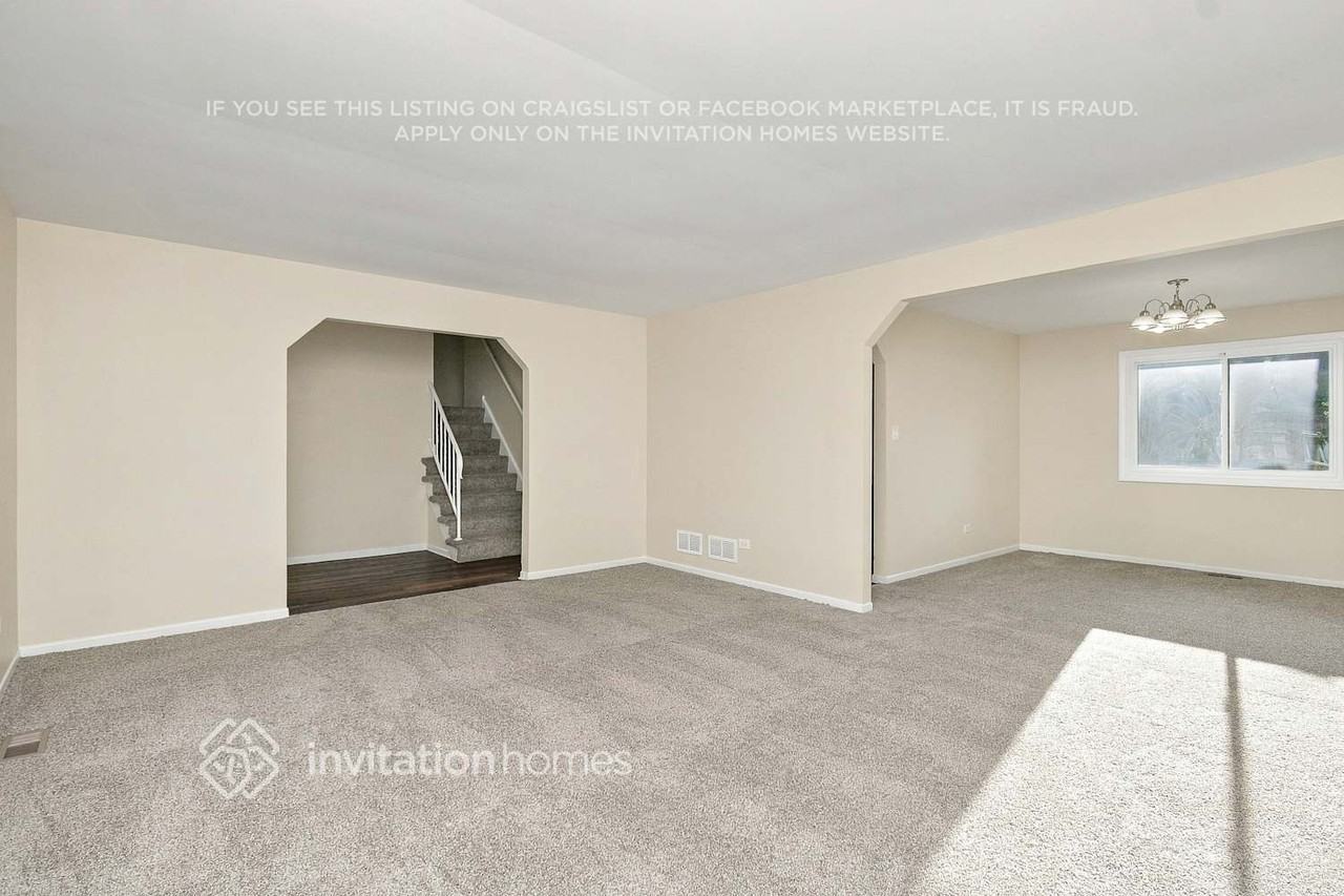 22830 Lakeshore Dr - Photo 6 of 19