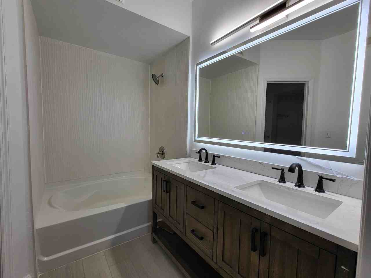 2042 Alta Meadows Ln #1701 - Photo 4 of 21