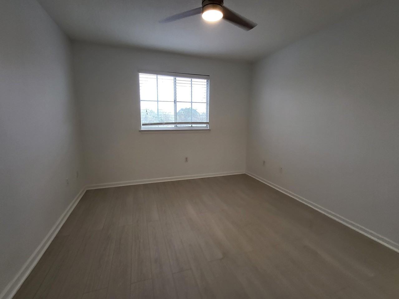 2042 Alta Meadows Ln #1701 - Photo 7 of 21