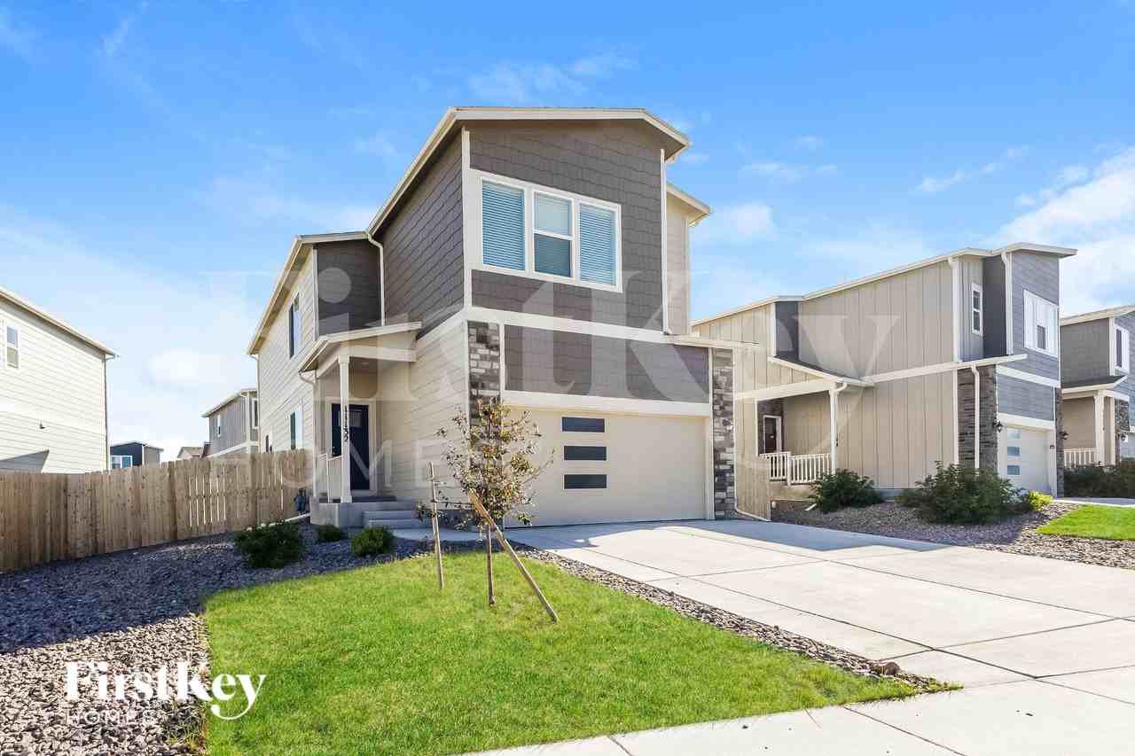 11132 Murrelet Dr