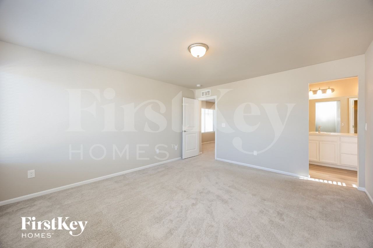 11132 Murrelet Dr - Photo 7 of 16