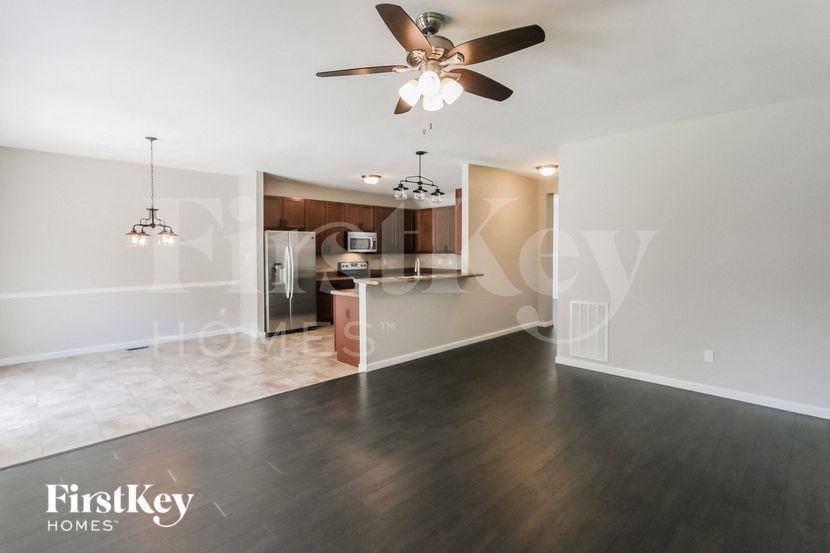 2823 Preston Woods Trl - Photo 3 of 15