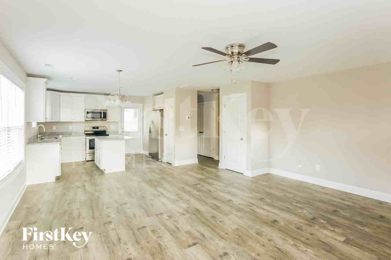 214 Parkway Ave Nw - Photo 5 of 15