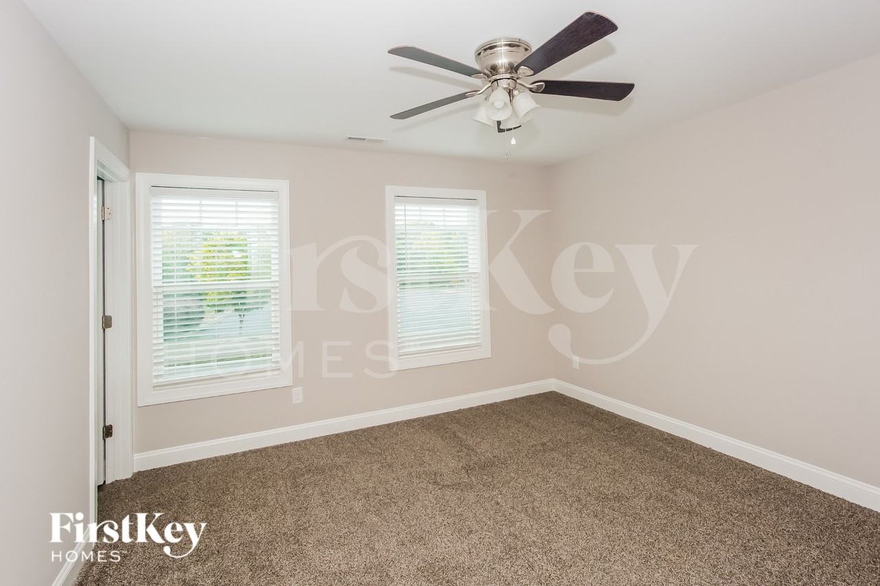 214 Parkway Ave Nw - Photo 7 of 15