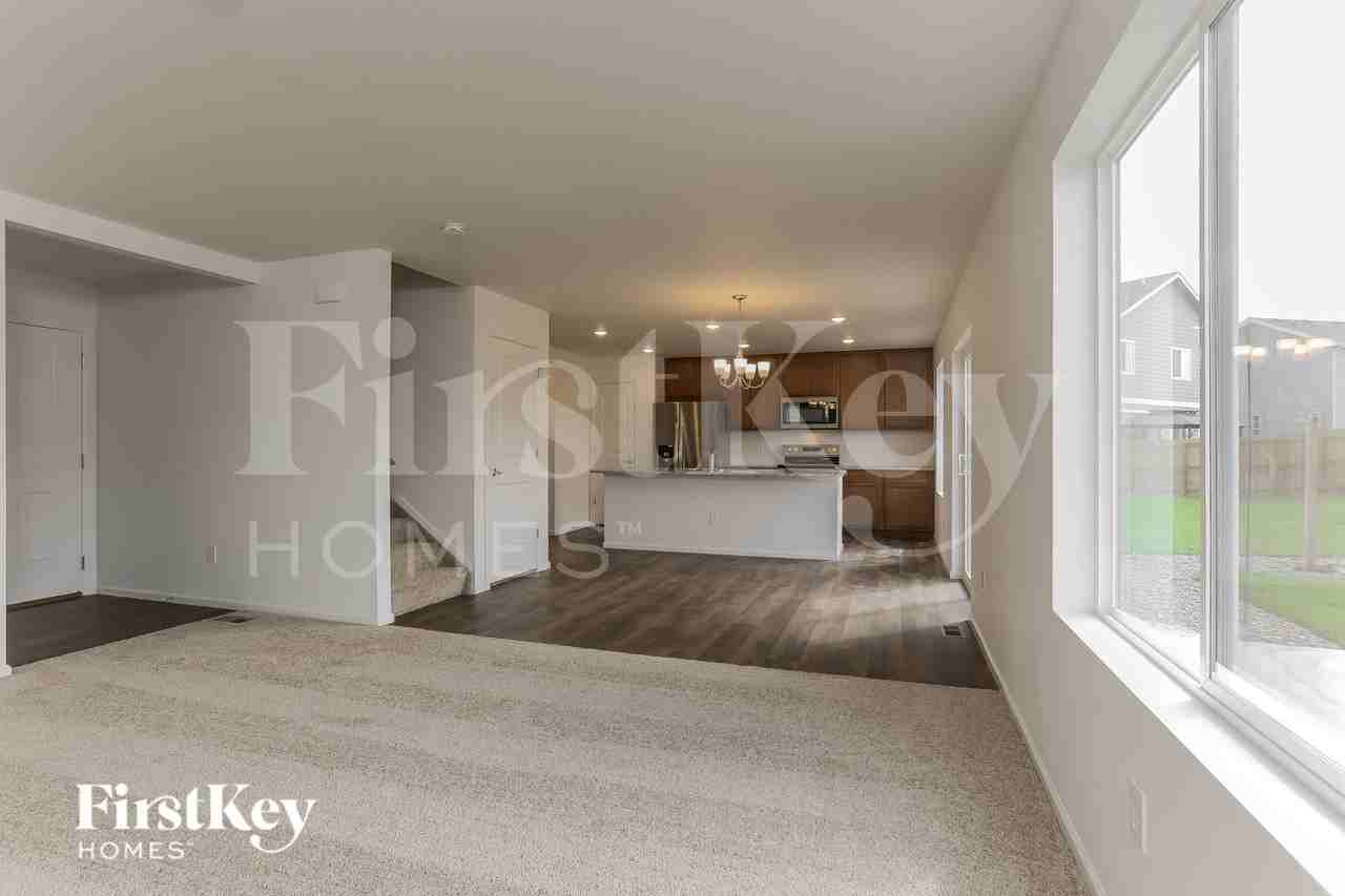 10249 Luneth Dr - Photo 4 of 15