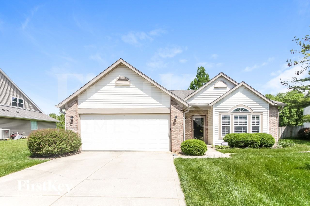 6747 Long Run Dr