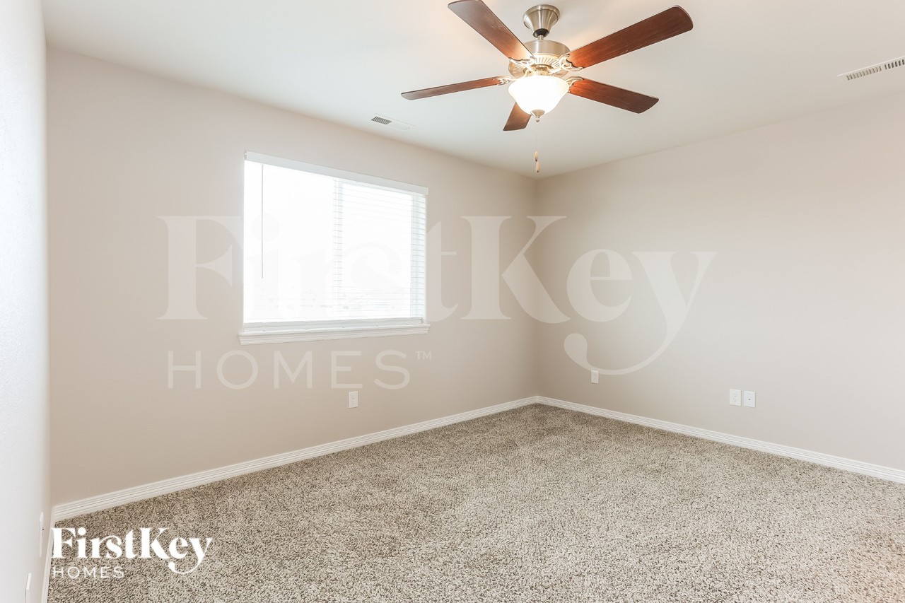 11145 Rockcastle Dr - Photo 7 of 15