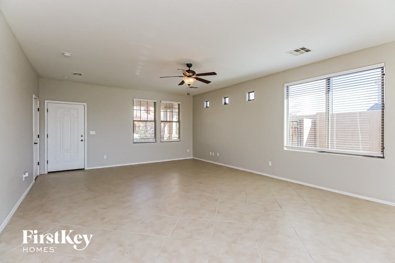2607 E Megan St - Photo 6 of 15