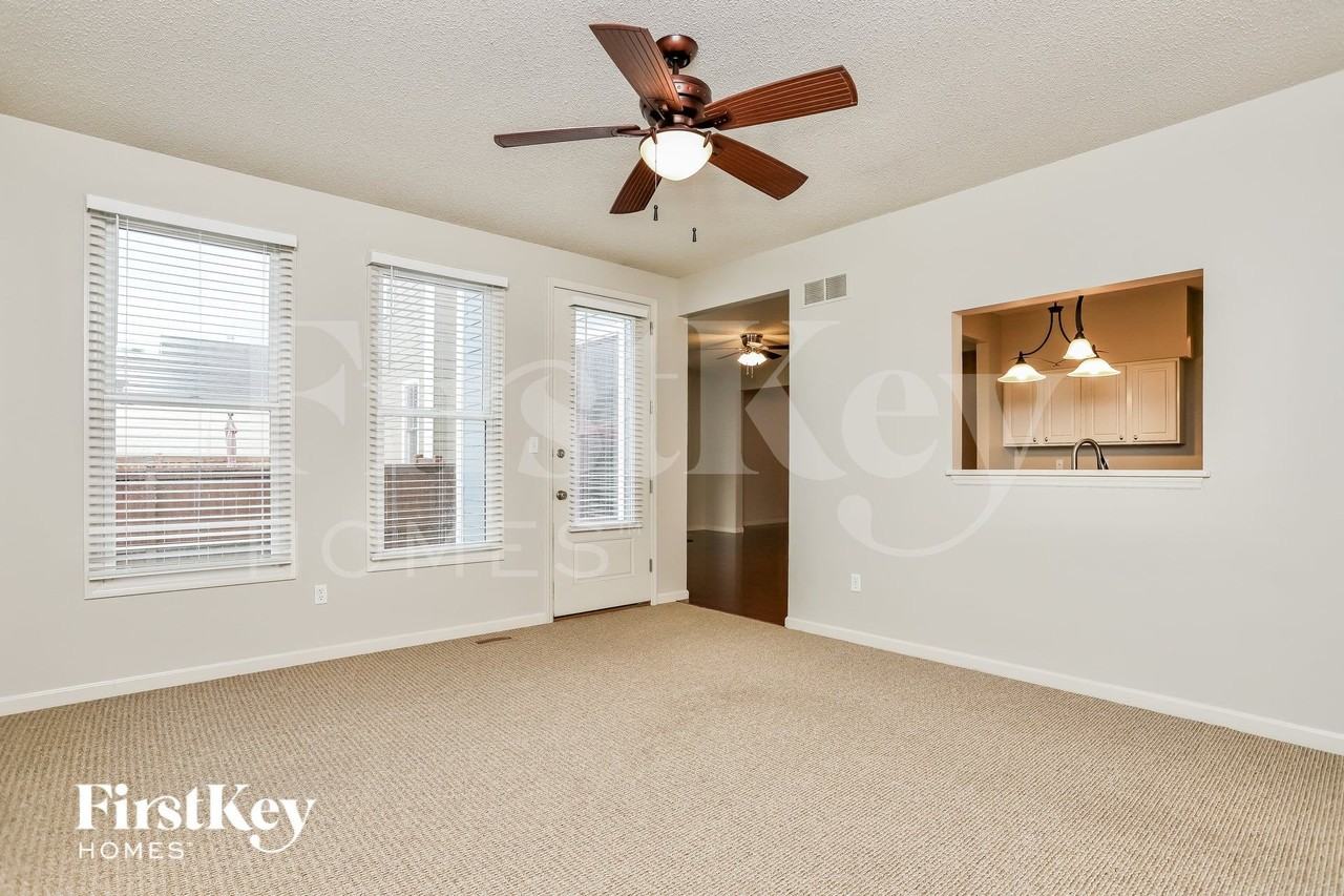 3638 Arpent St - Photo 6 of 15