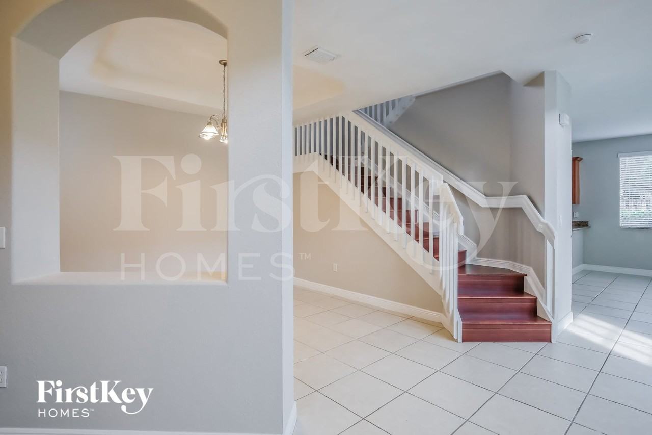 4997 Swterrace - Photo 3 of 16