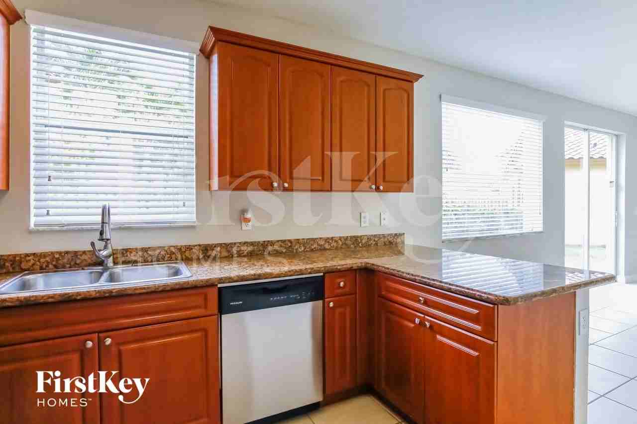 4997 Swterrace - Photo 6 of 16