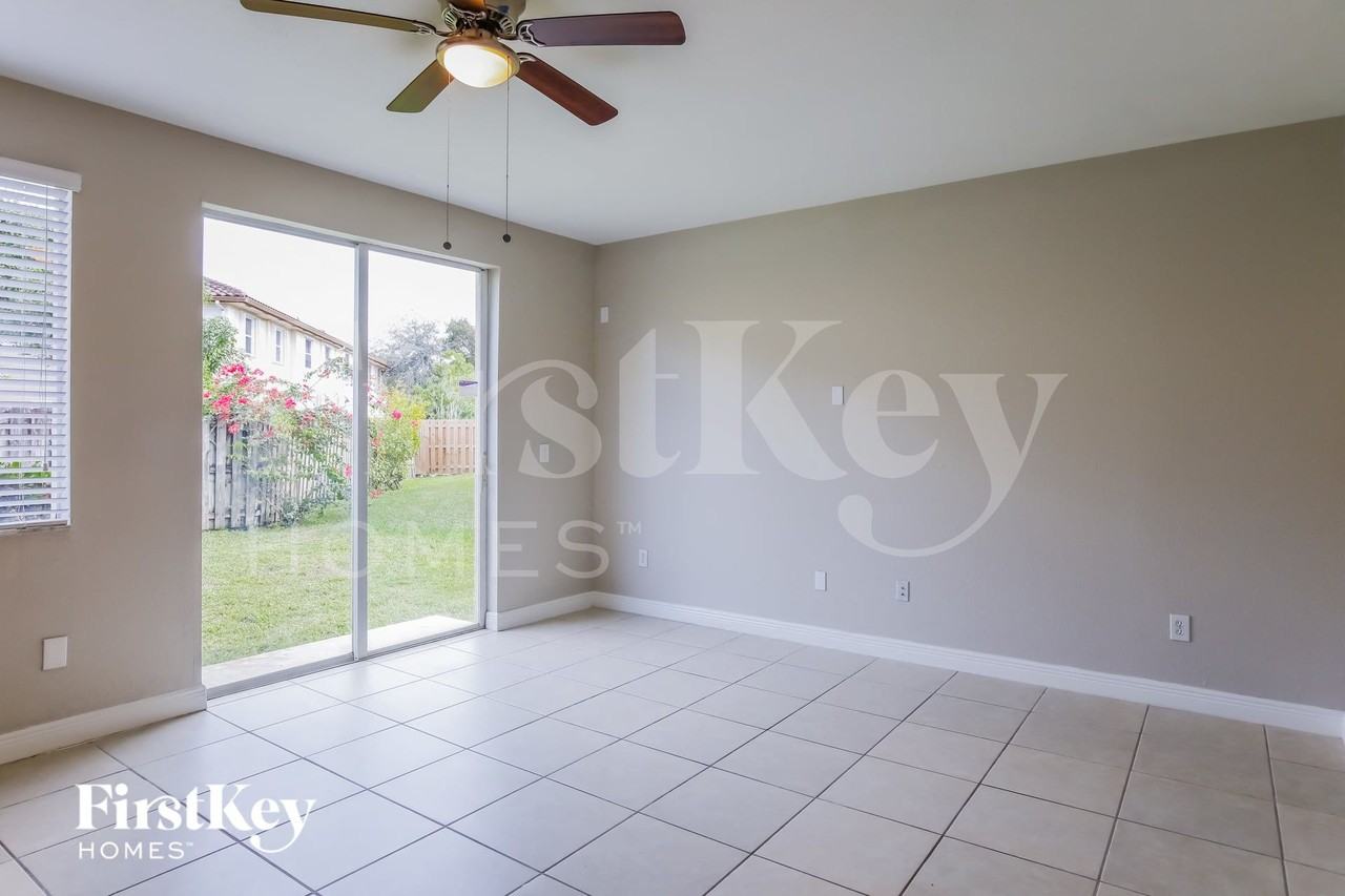 4997 Swterrace - Photo 7 of 16