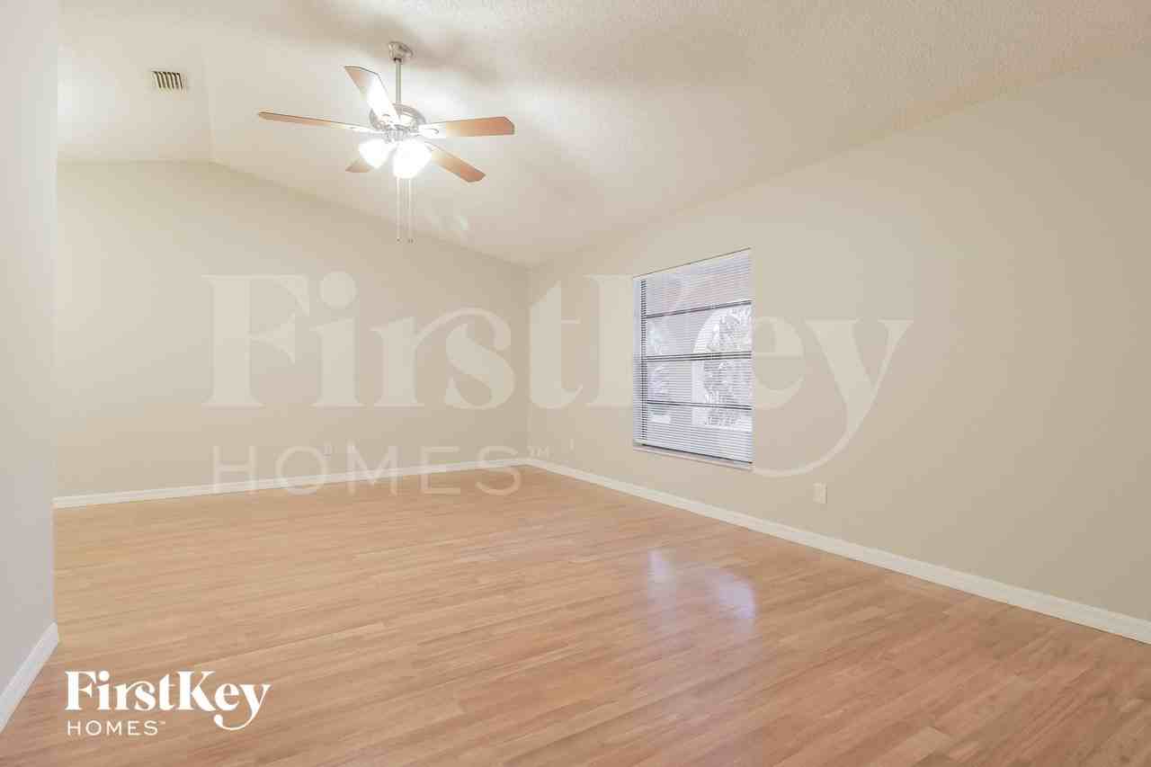 1775 Macklin St Nw - Photo 2 of 16