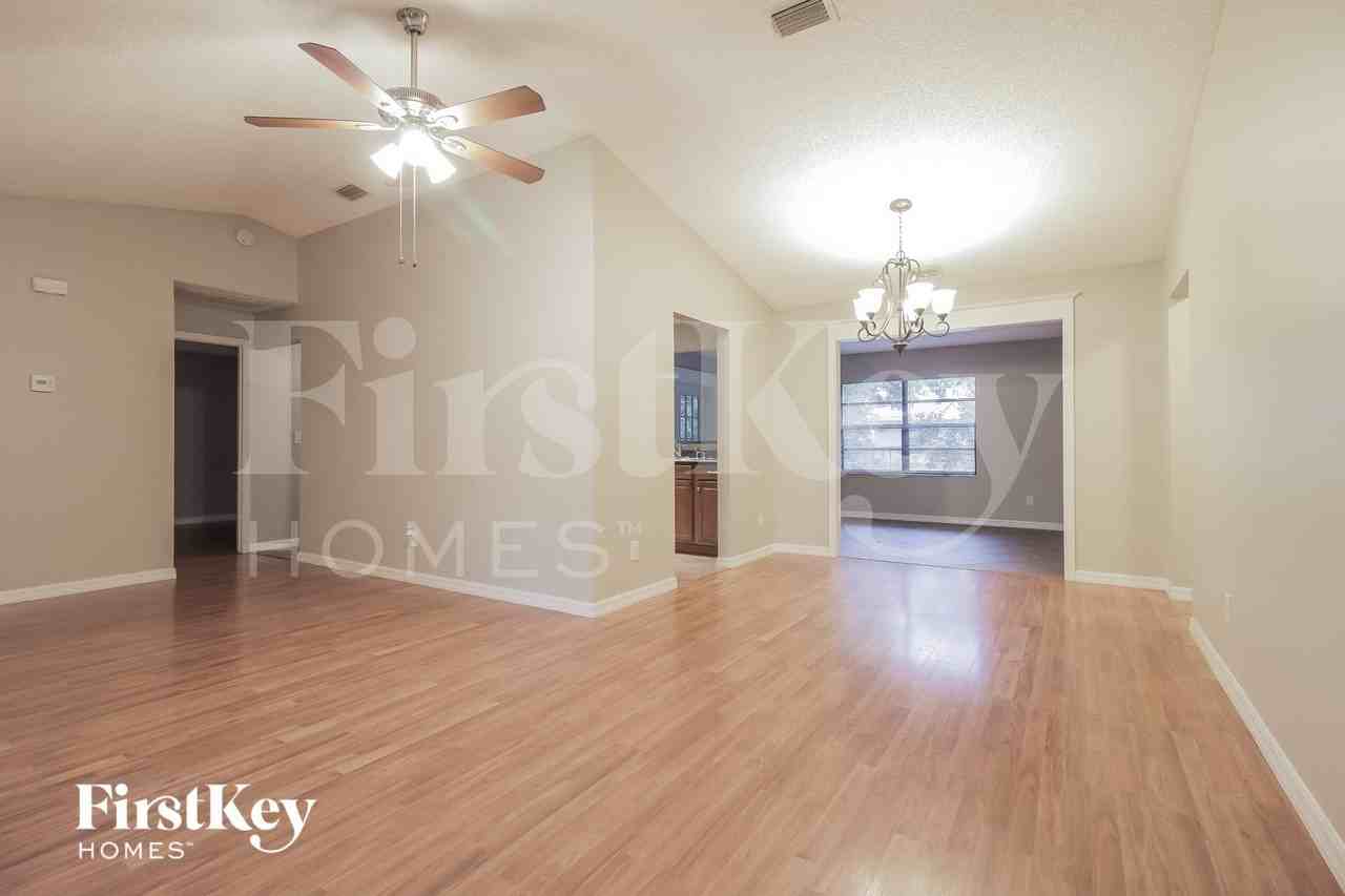 1775 Macklin St Nw - Photo 3 of 16