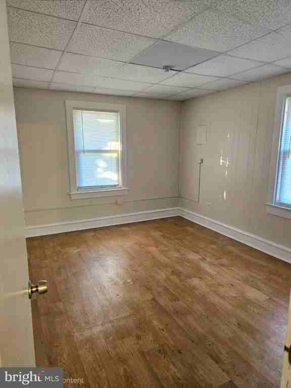 6124 Wayne Ave - Photo 6 of 10