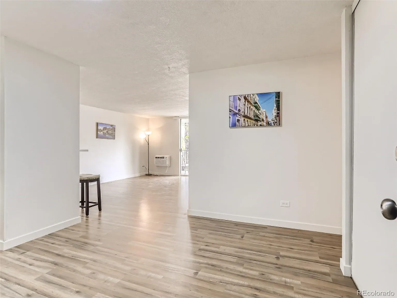 2281 S Vaughn Way #214A