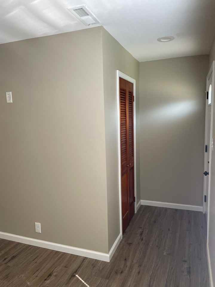 28603 Rosemont St - Photo 4 of 17